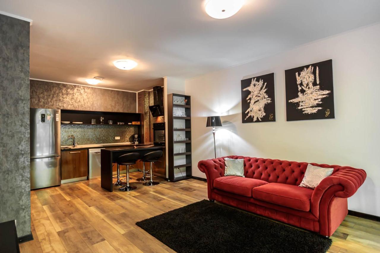 Tampa Gardens Apartments - Adults Only براشوف المظهر الخارجي الصورة